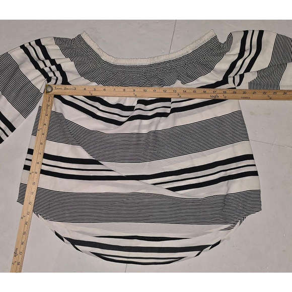 Y2K Lot of 2 EXPRESS, Sz L, Black White Striped Off Shoulder Blouse, Palm Tree - Picture 5 of 7